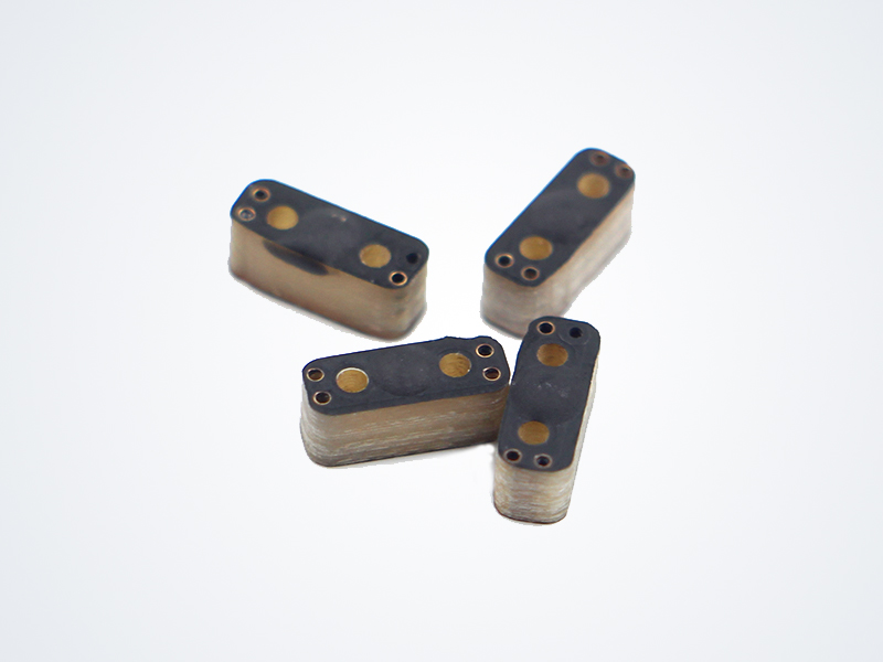 8*3*3mm U8 UHF PCB 金属标签