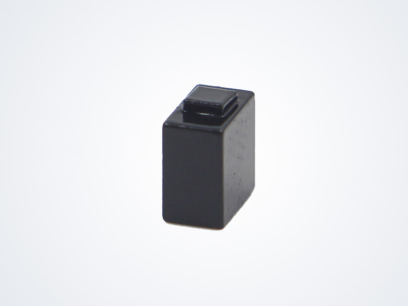5*5*3mm H3 微型UHF陶瓷标签